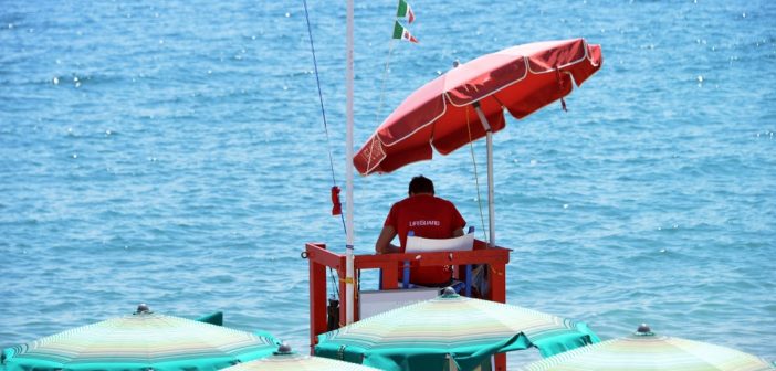 protezione-raggi-uv-assistenti-bagnanti